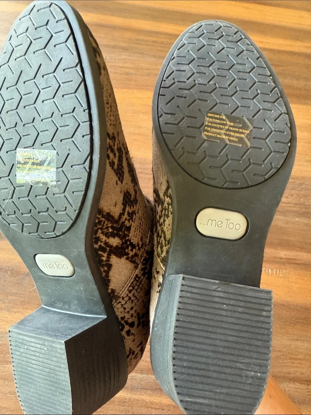 me too Taupe and Black Snake-Print Ankle Booties Size 9.5 - Picture 7 of 8